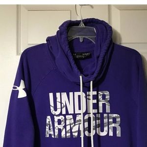 Under armour sweatshirt